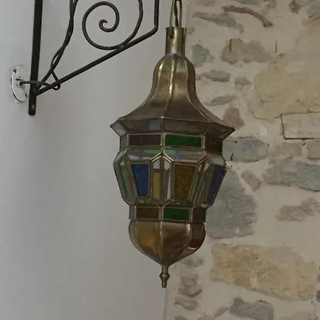 La Jourdane לינה וארוחת בוקר