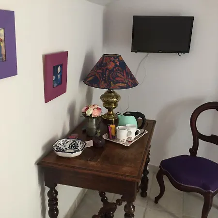 La Jourdane לינה וארוחת בוקר