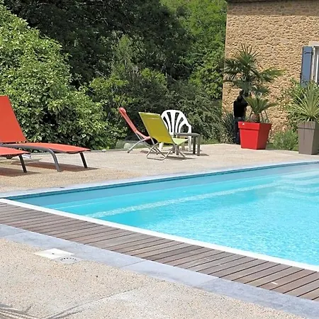 La Jourdane לינה וארוחת בוקר 4*