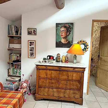 לינה וארוחת בוקר La Jourdane